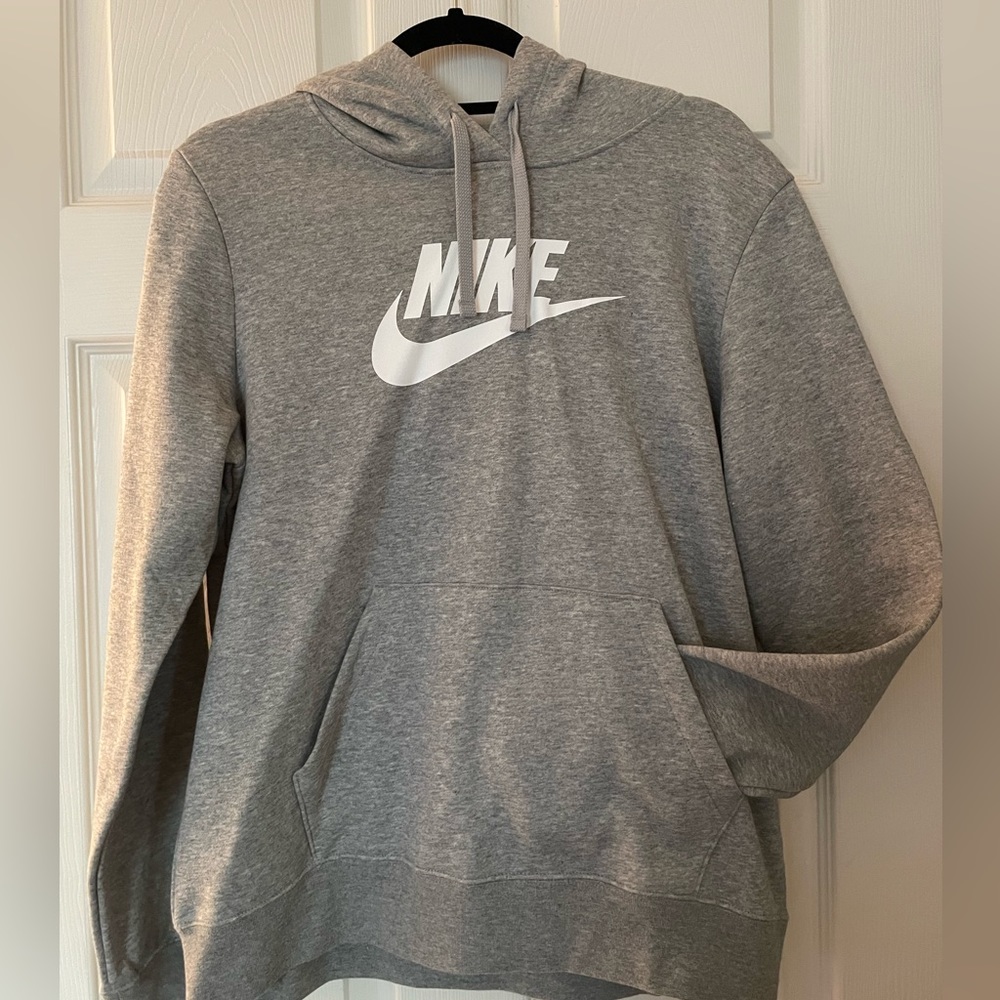 Nike Logo Sweatshirt